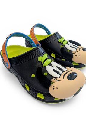 Goofy DISNEY + Crocs Collab